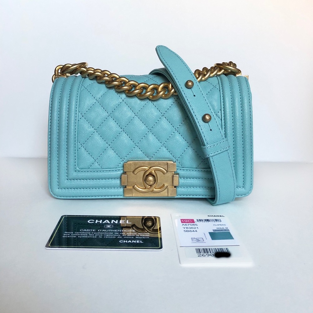 ❌❌SOLD❌❌ CHANEL 19S CAVIAR SMALL BOY BAG